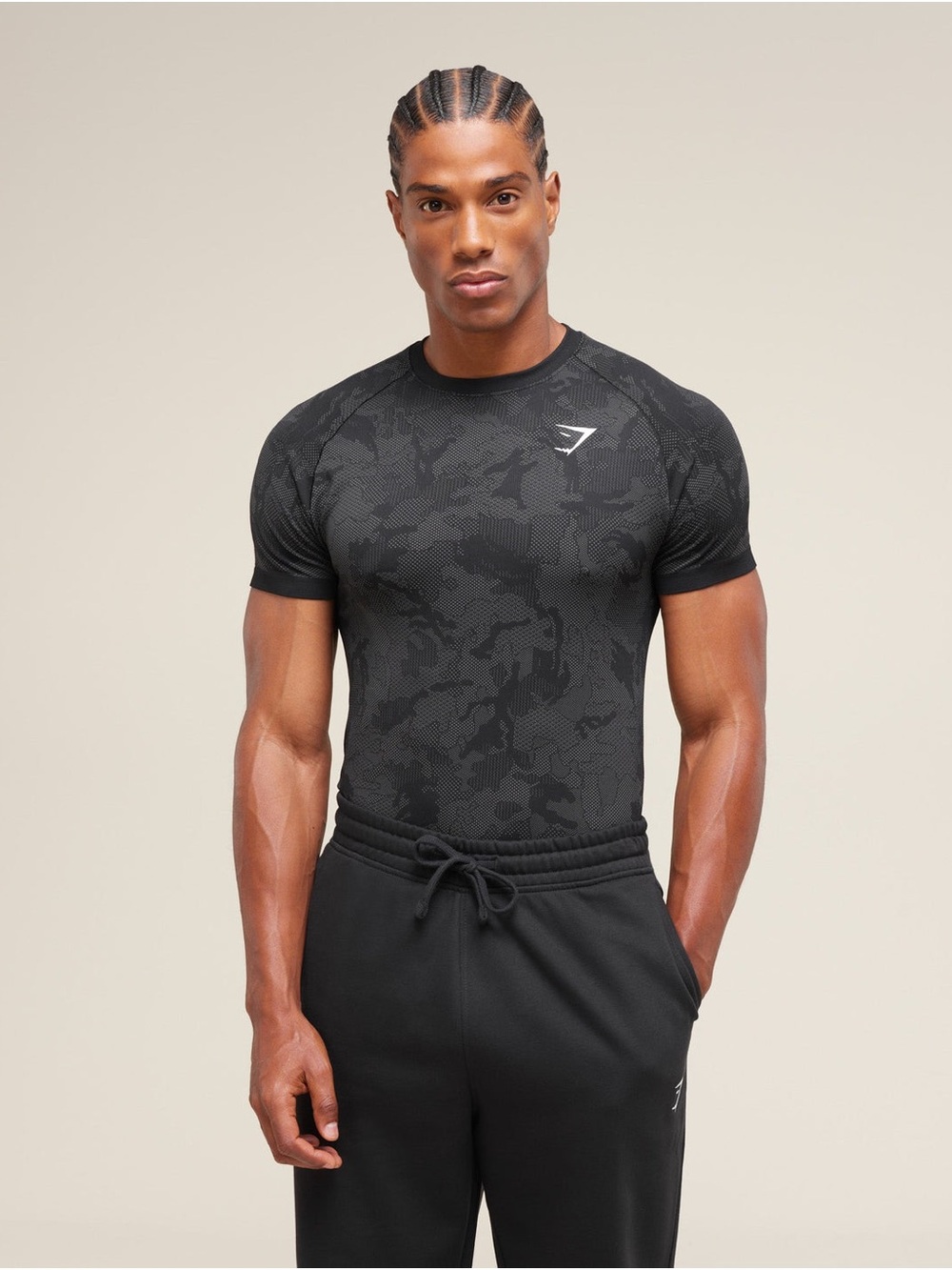Gymshark Men’s Black Camo Seamless Short-Sleeve Tee Shirt
